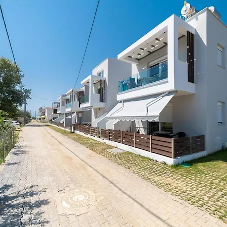 Kleoniki & Irida Residential Complexes Apartment Ofrinion Exterior photo