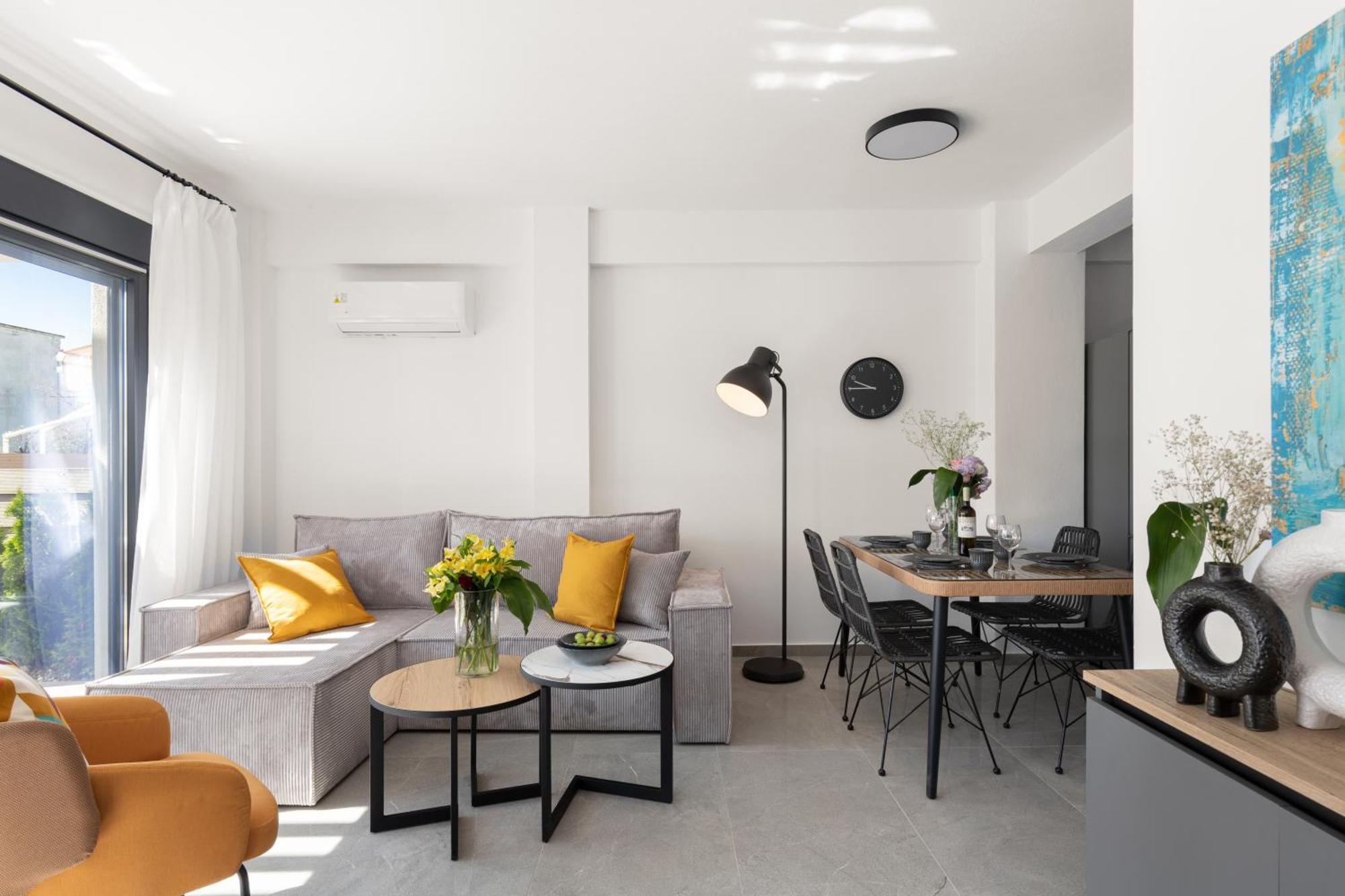Kleoniki & Irida Residential Complexes * Ofrinion